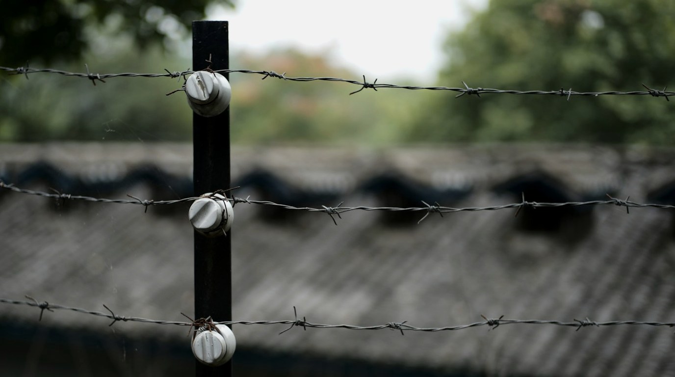 Electric fence installation